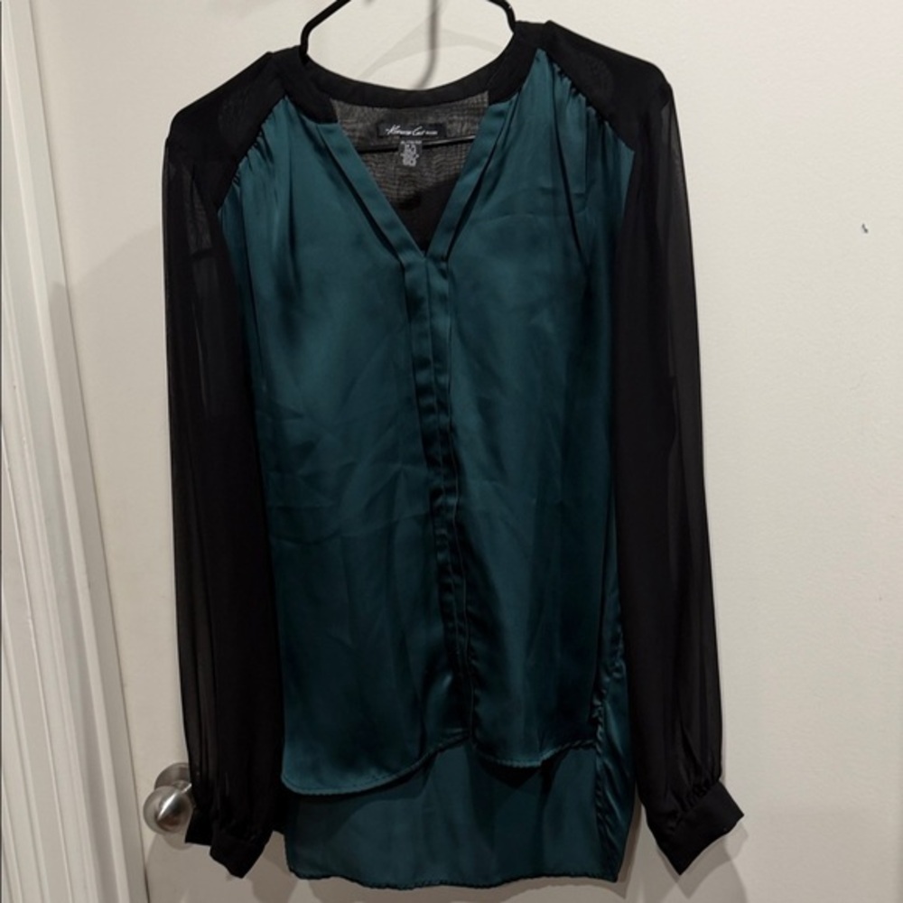 Kenneth Cole XL Black & Teal Satin Front Blouse with Sheer Sleeves